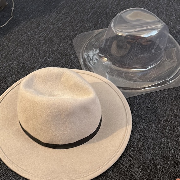 HAT ATTACK Chelsea wool light grey black ribbon - Picture 5 of 5